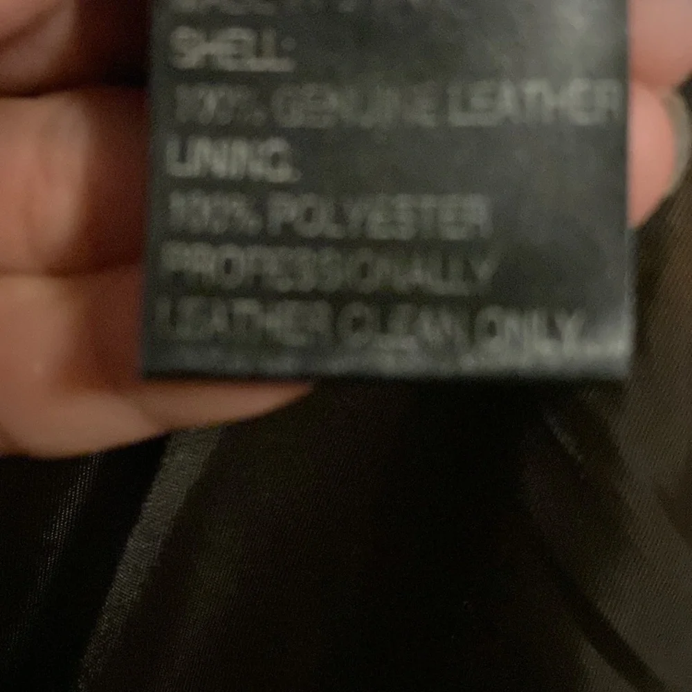 Leather jacket - Picture 3 of 5